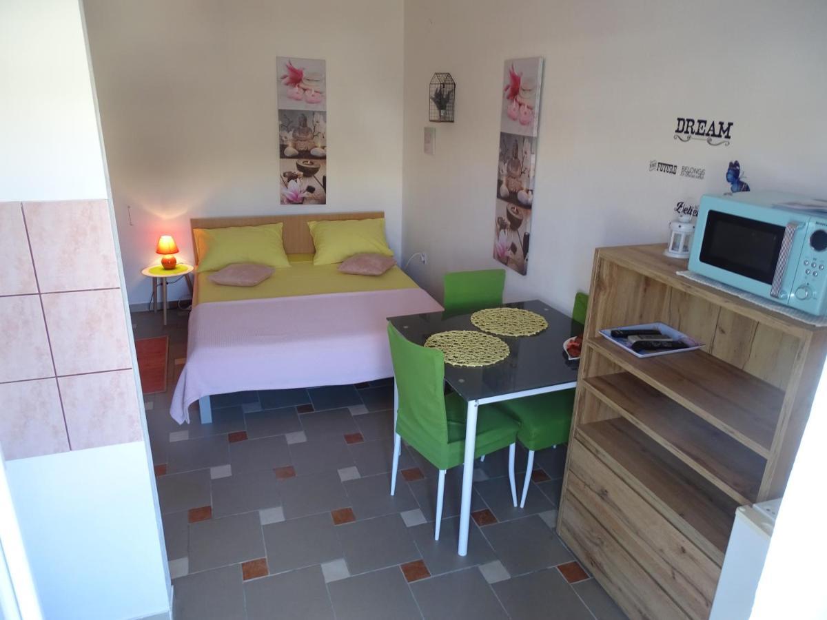 Apartments Sime Dinjiška المظهر الخارجي الصورة